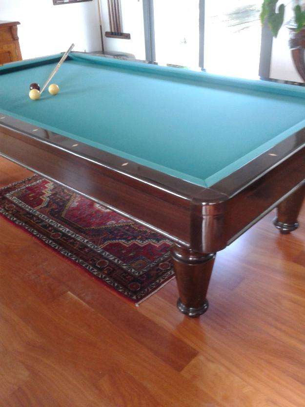 Mesa de billar frances carambola en Cubelles - Otros Artículos | 2094